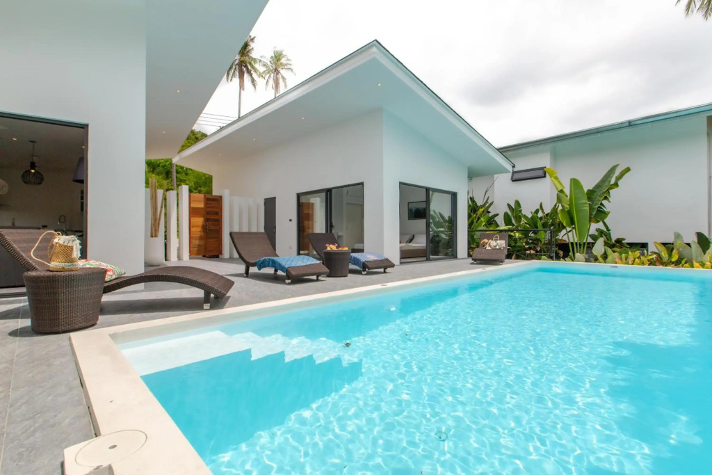 Villa Sawadee, 2br, 500m from the beach