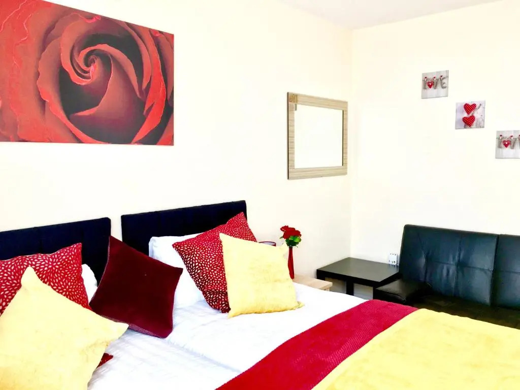 London Luxury Apartment, Private Bathroom