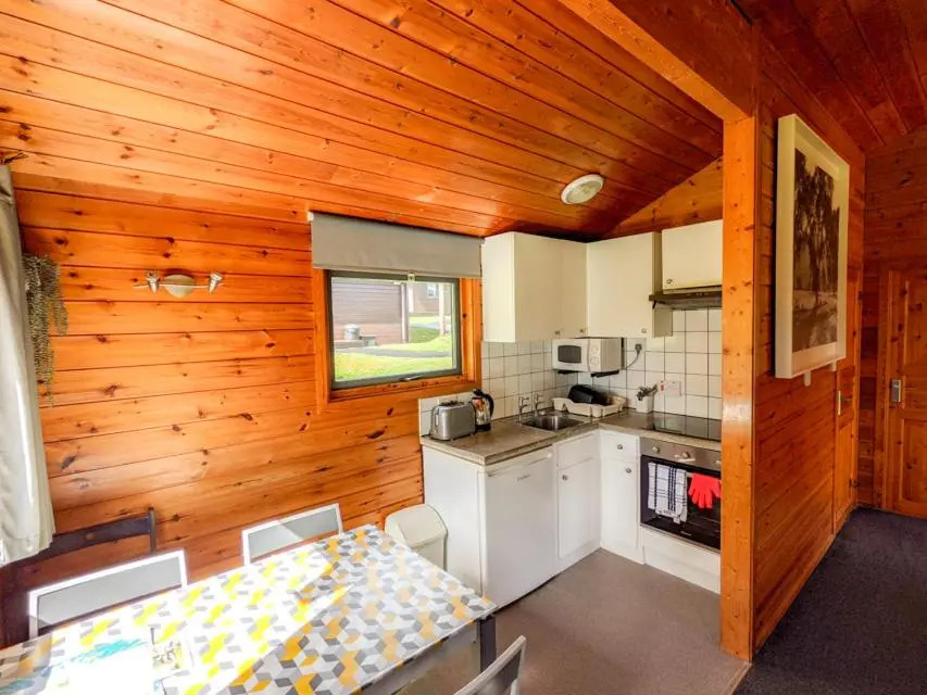 Avallon Lodges