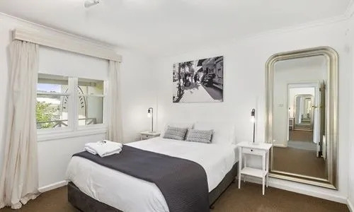 Lake Daylesford Apartment 6