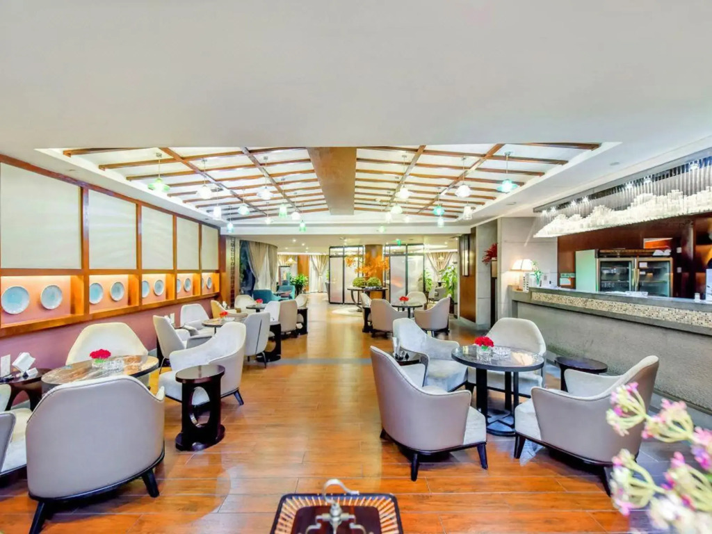 Hantang Laojiao Grand Hotel (Jinjiang District Government Affairs Center)