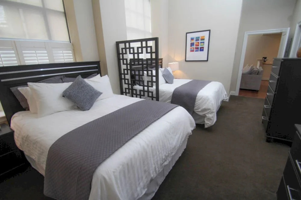 UrHomeInPhilly Lofts at 600