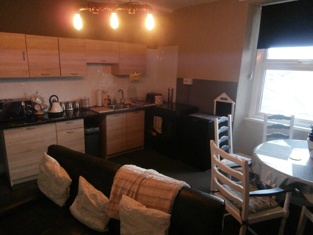 Charming Seafront 2-bed Apartment in Llandudno