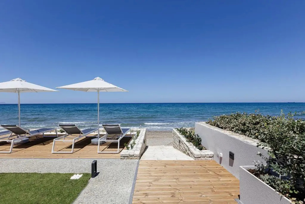 North Coast Seaside Suites