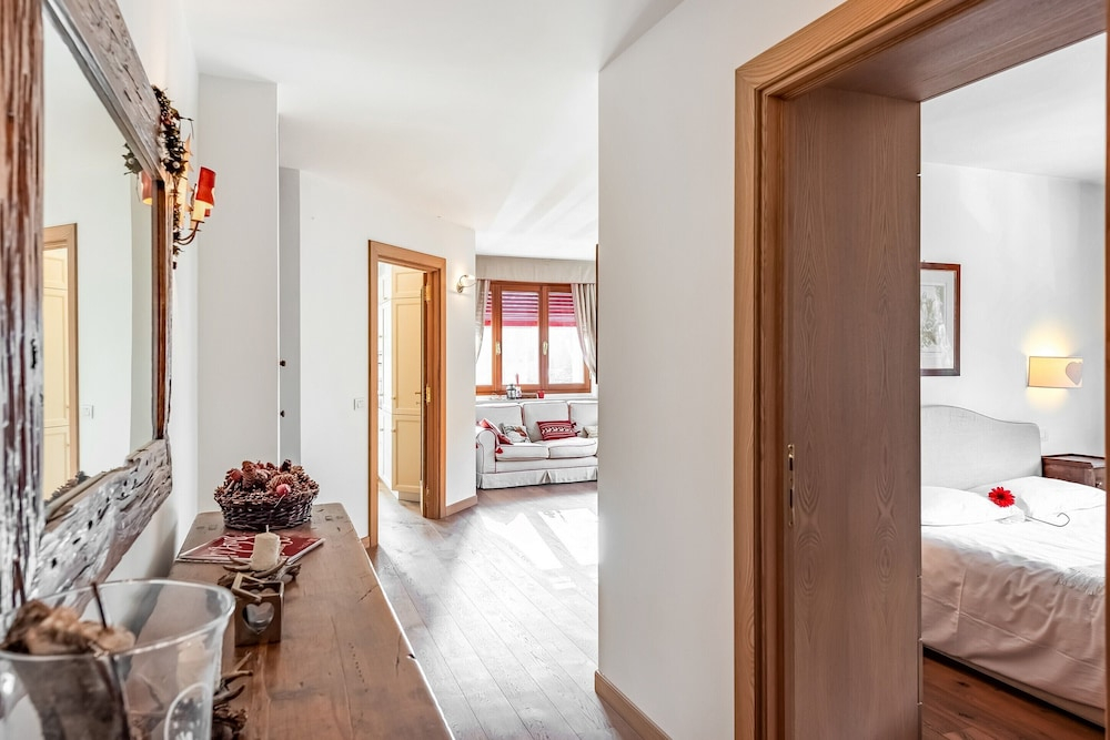Charming Apartment Close to Cableway