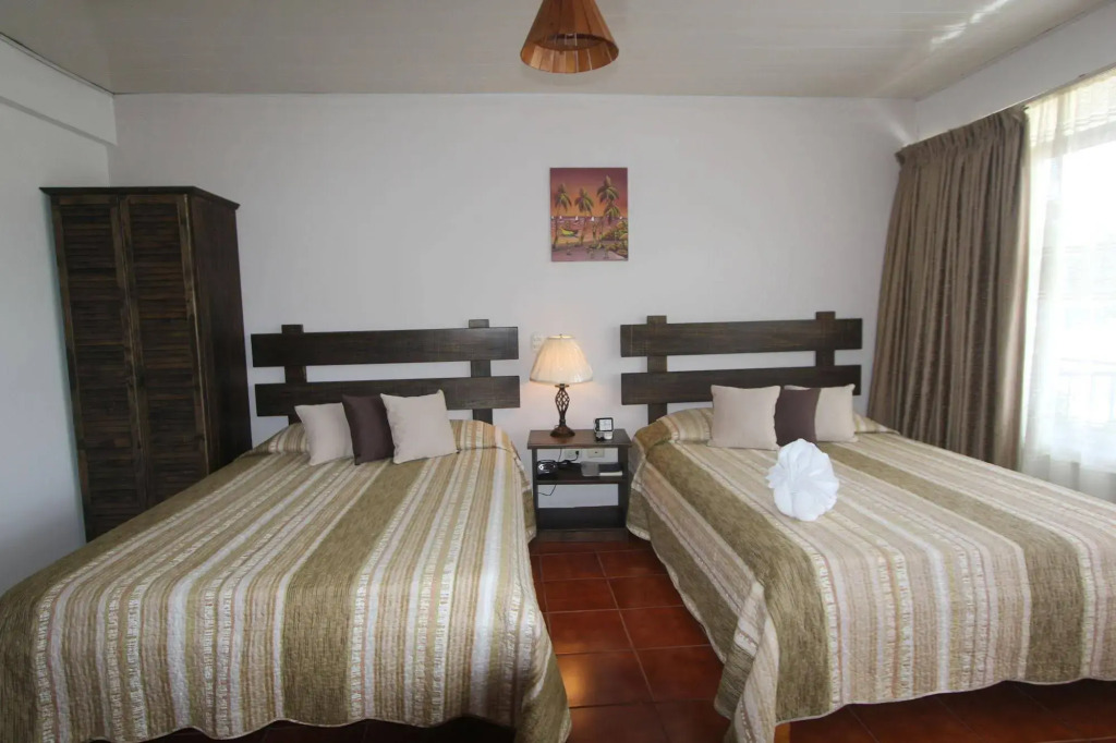 Hotel Arenal by Regina