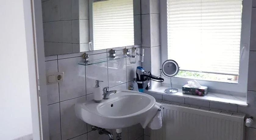 Urlaubspension Hohes Rott und Apartmenthaus