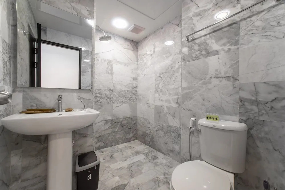 KAI Condo 1BR Pool View NBC Nai Harn