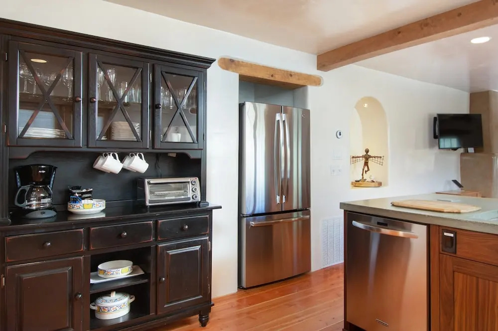 East Alameda - 3 Br Home