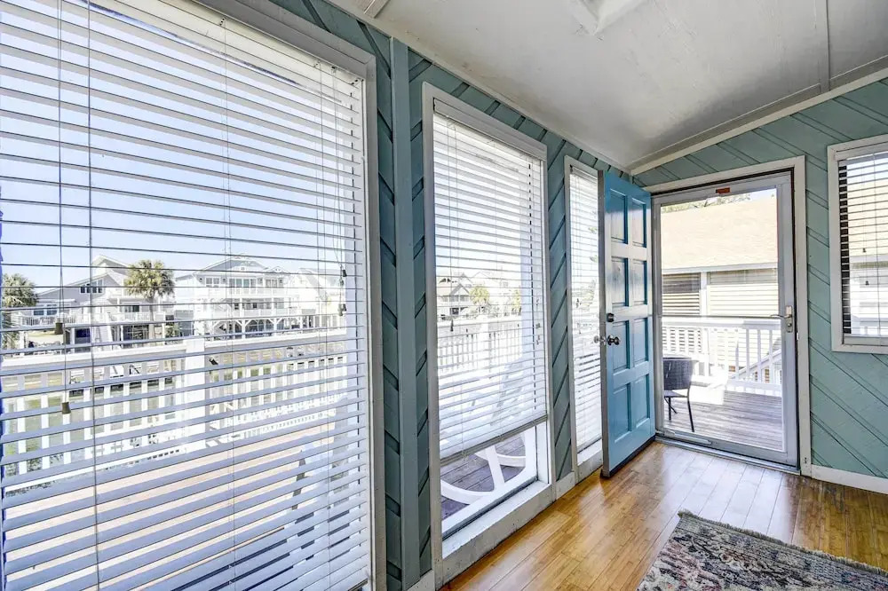 Ocean Isle Beach Home w/ Canal Views