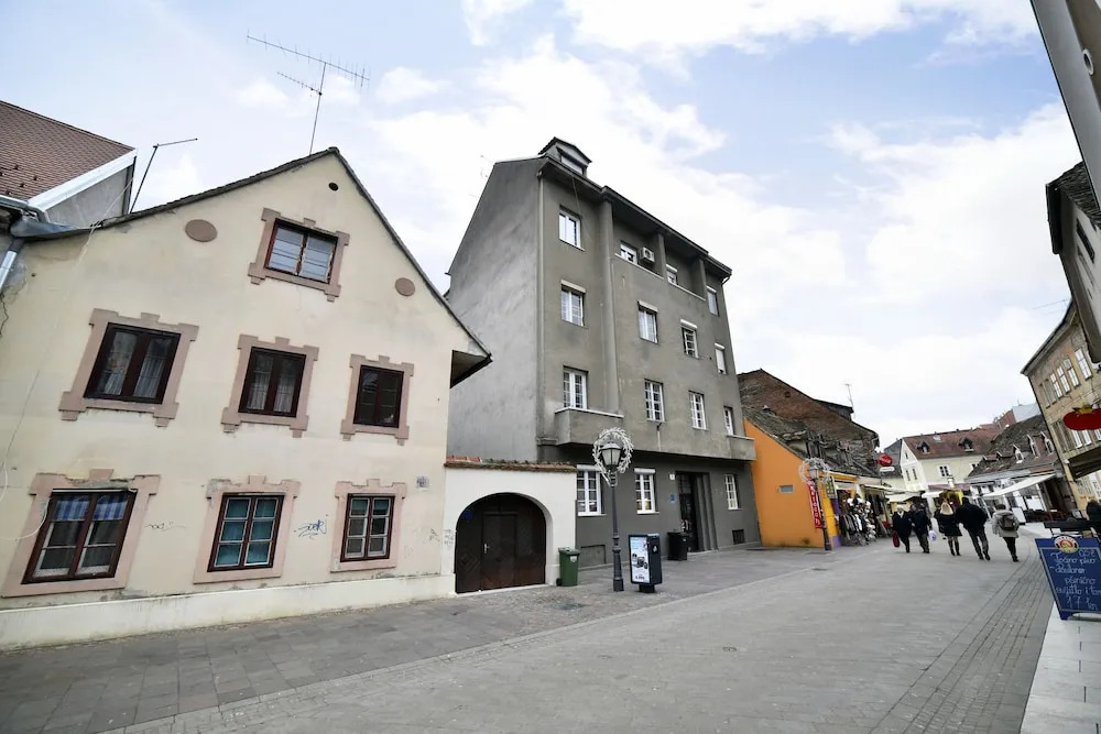 Apartment Frenki