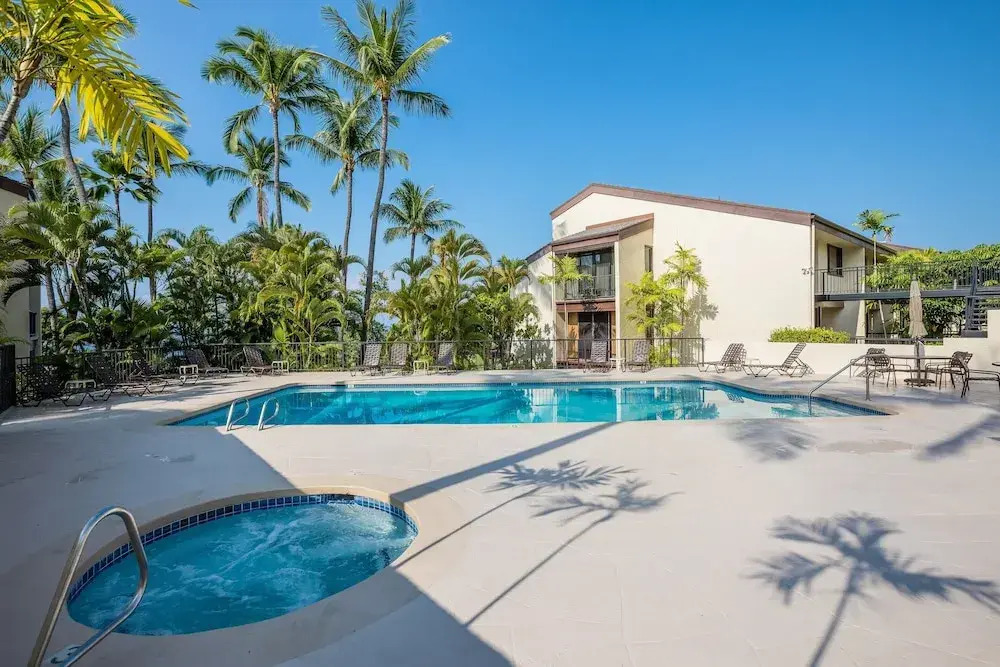 Country Club Villas #340 condo