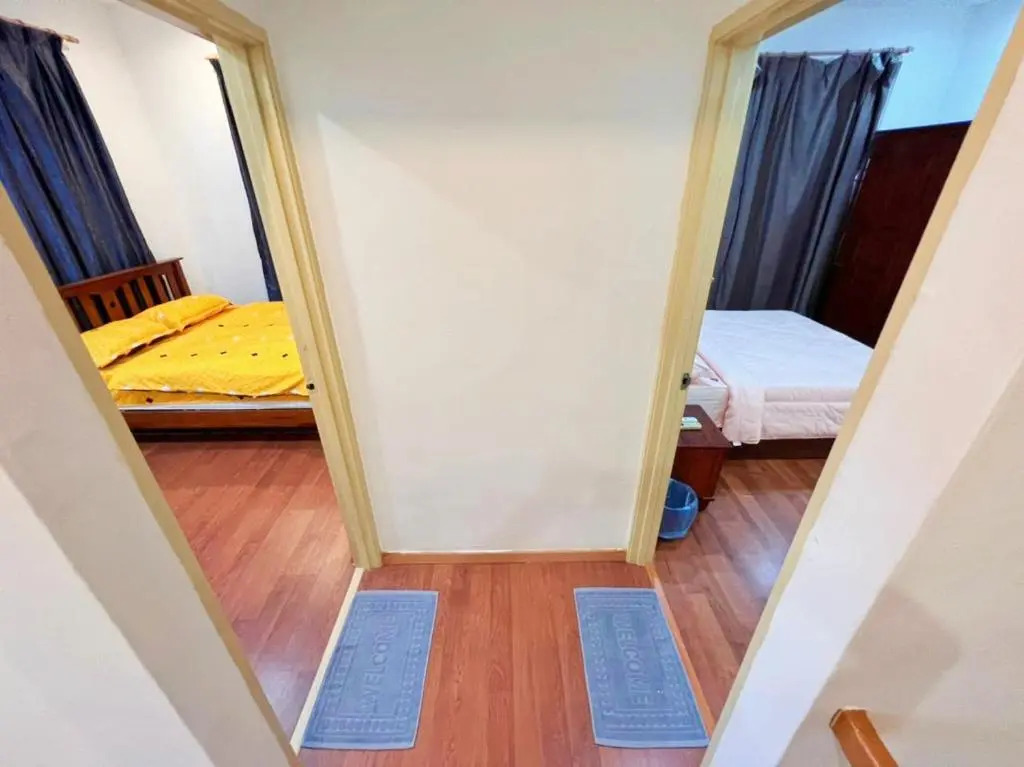 Batu Feringghi Comfort Semi D Near Beach 13Pax