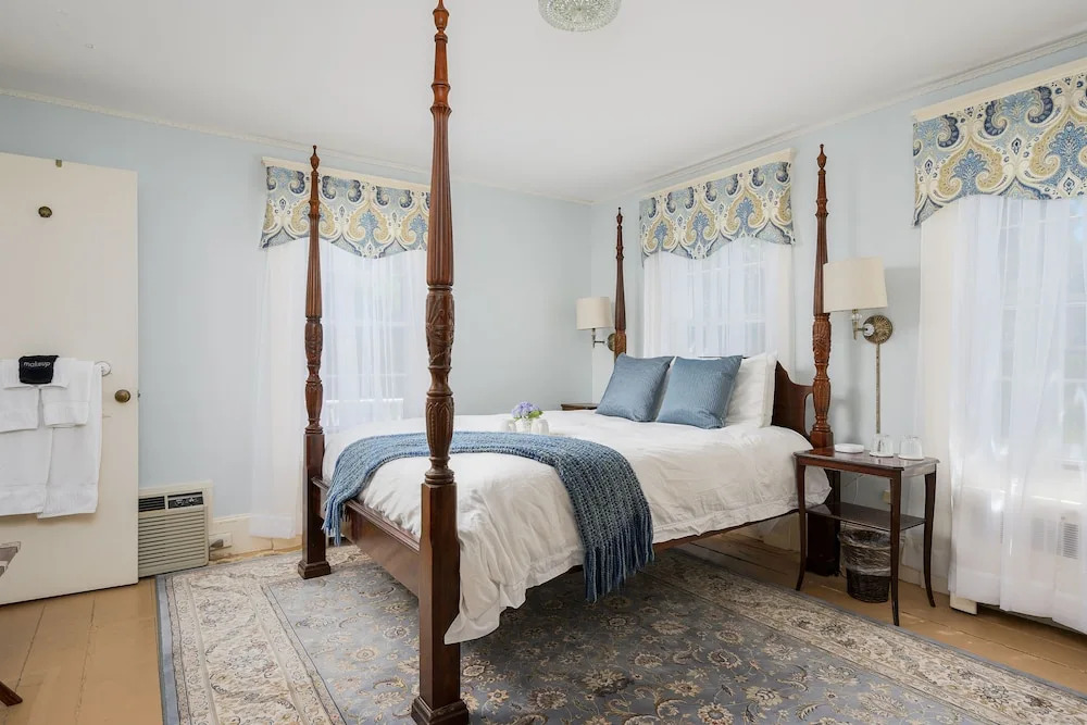 Isaiah Hall Inn