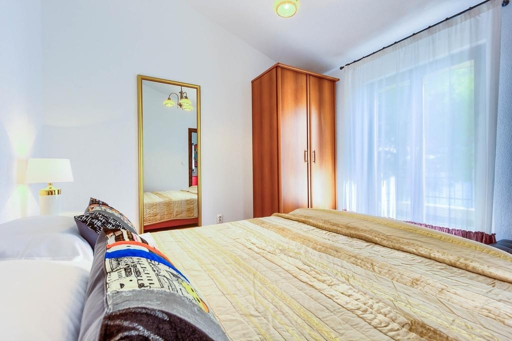 Apartments Lidija