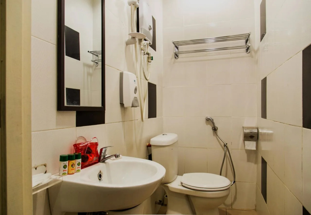 Golden Suites Hotel