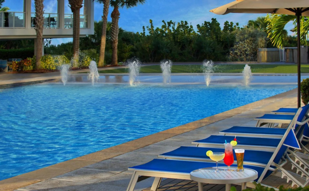 Marriotts Crystal Shores