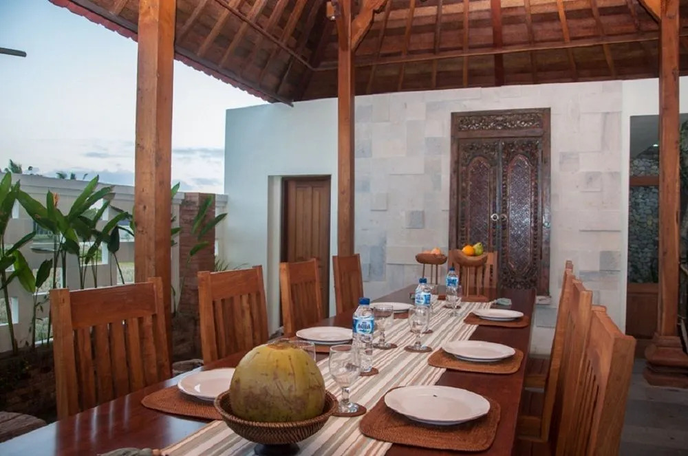 Dewarka Villa