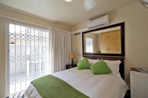 Melkbosstrand Bed and Breakfast