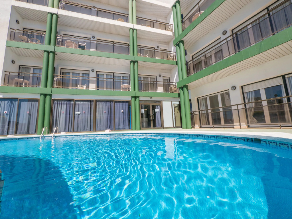 Apartamentos AR Melrose Place
