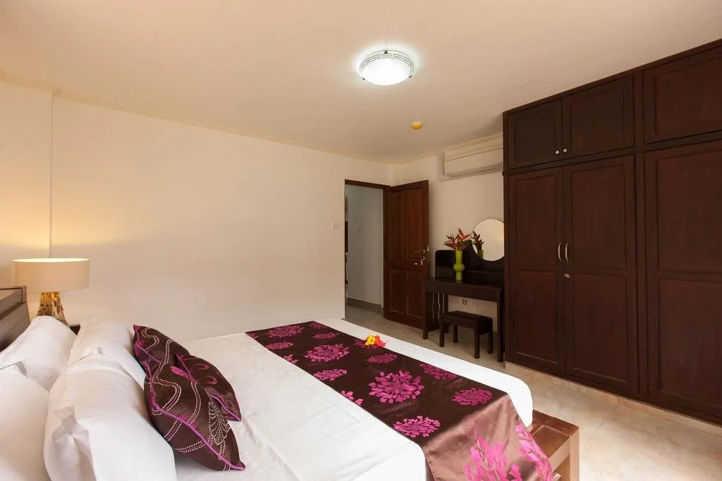 Praslin Holiday Home