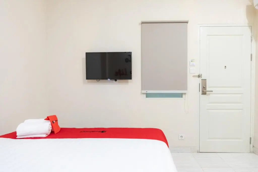 RedDoorz Plus At Harvest Inn Panakkukang