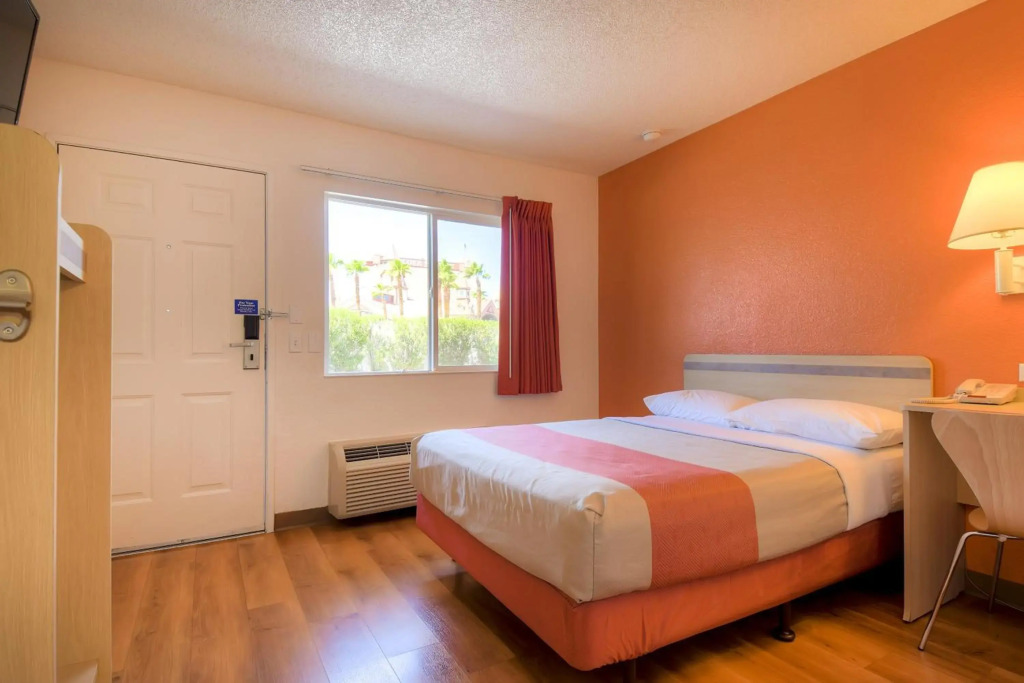 Motel 6 Las Vegas, NV - Boulder Highway