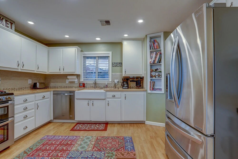 Northern Lights 3 Bedroom Home by RedAwning
