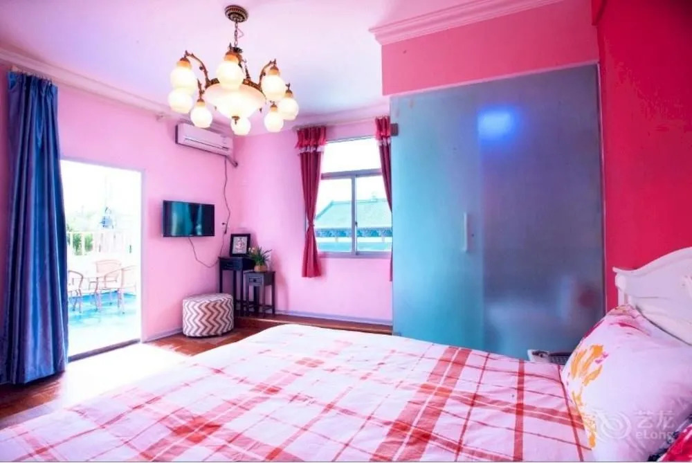 The Inn of Sky-blue Bay