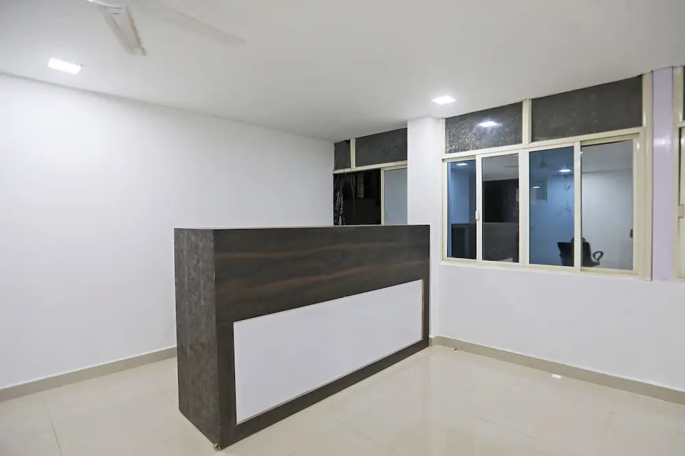 Gour White House by OYO Rooms