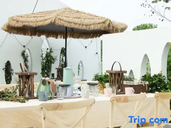 Coral Bay Designer Homestay