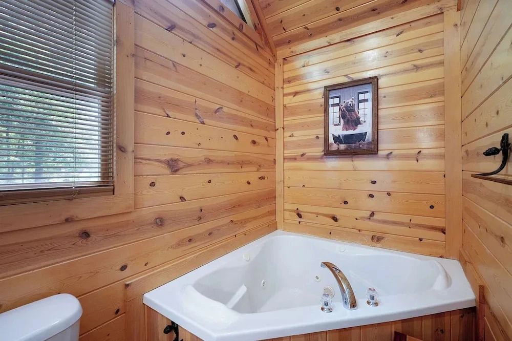Whippoorwill Calling - Endless Mountain Views, Hot Tub and Fire Pit
