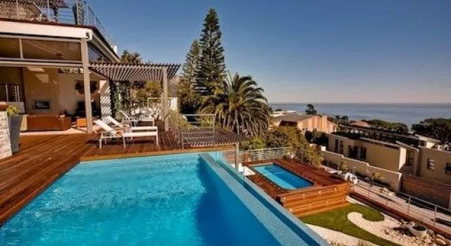Sea and Rock Villa