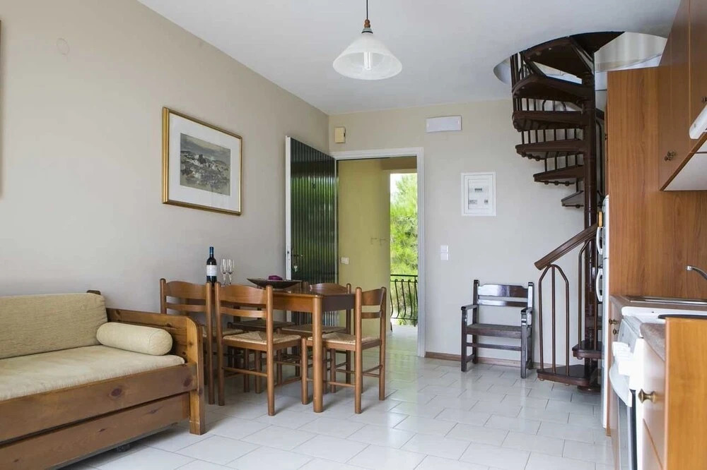 Irena Studios & Apartments