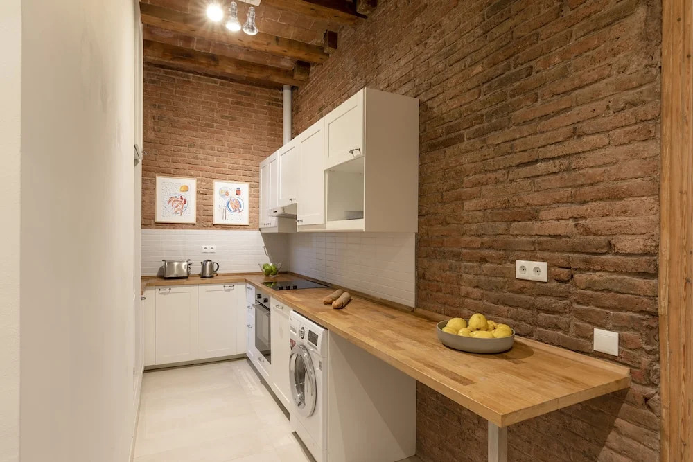 Aspasios Gracia Apartments