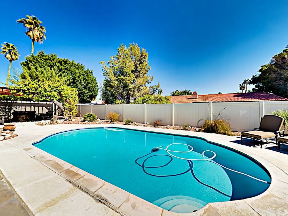 N Hermosa - 3 Br Home