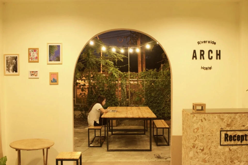 Arch riverside hostel