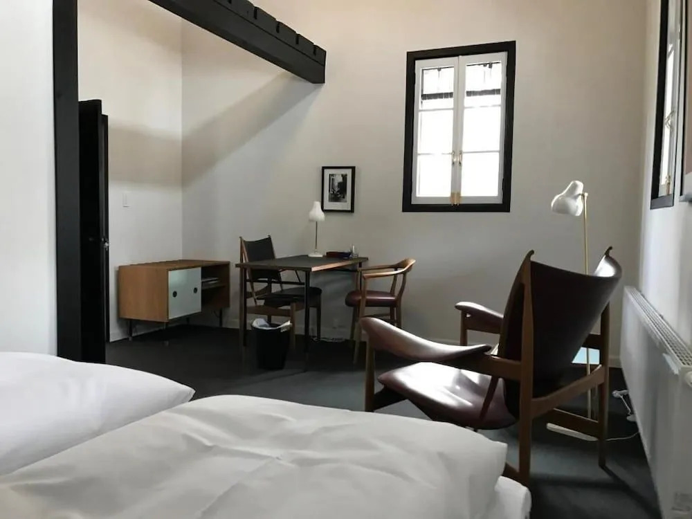 House of Finn Juhl Hakuba