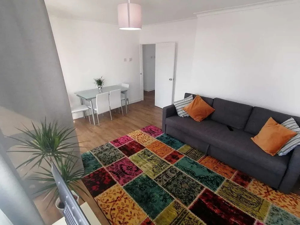 White City Apartment, Your London Stay