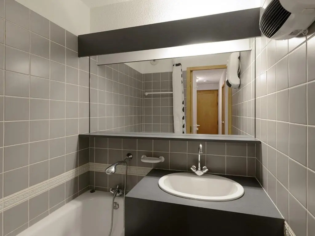 Appartement Belle Plagne, 2 pièces, 5 personnes - FR-1-181-1017