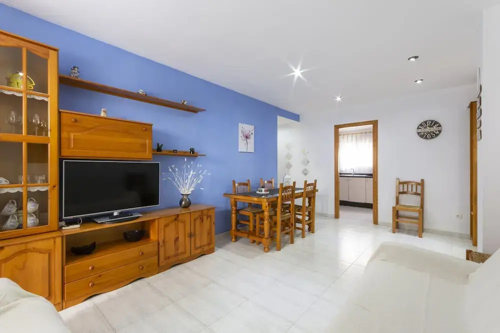 Estornell With 2 Bedrooms and 1 Bathrooms