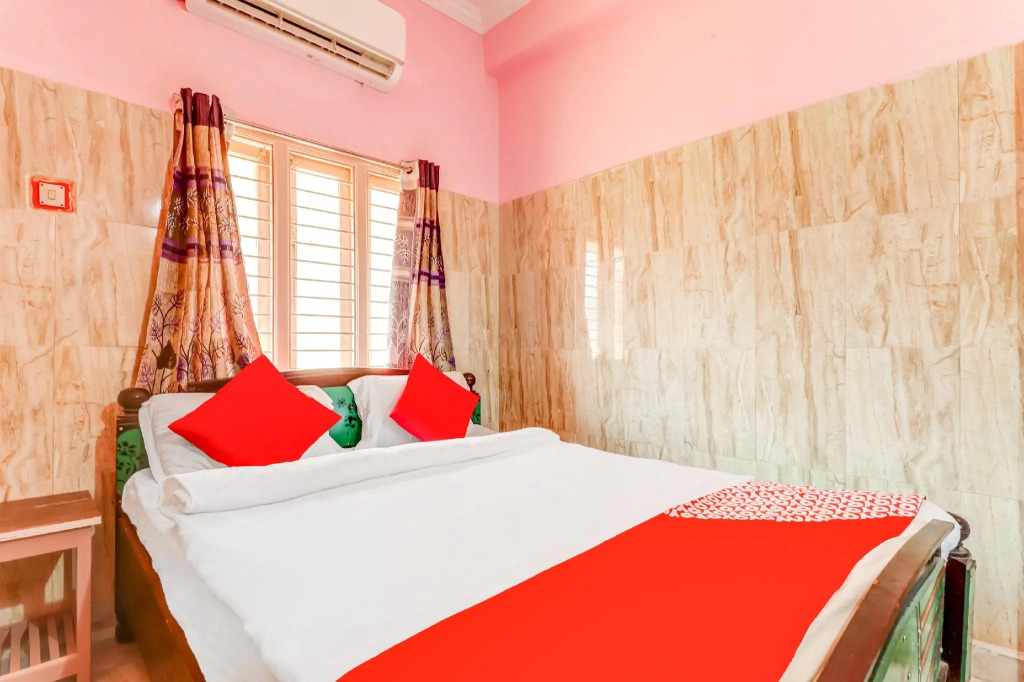 OYO Flagship 83148 SPM GUEST HOUSE