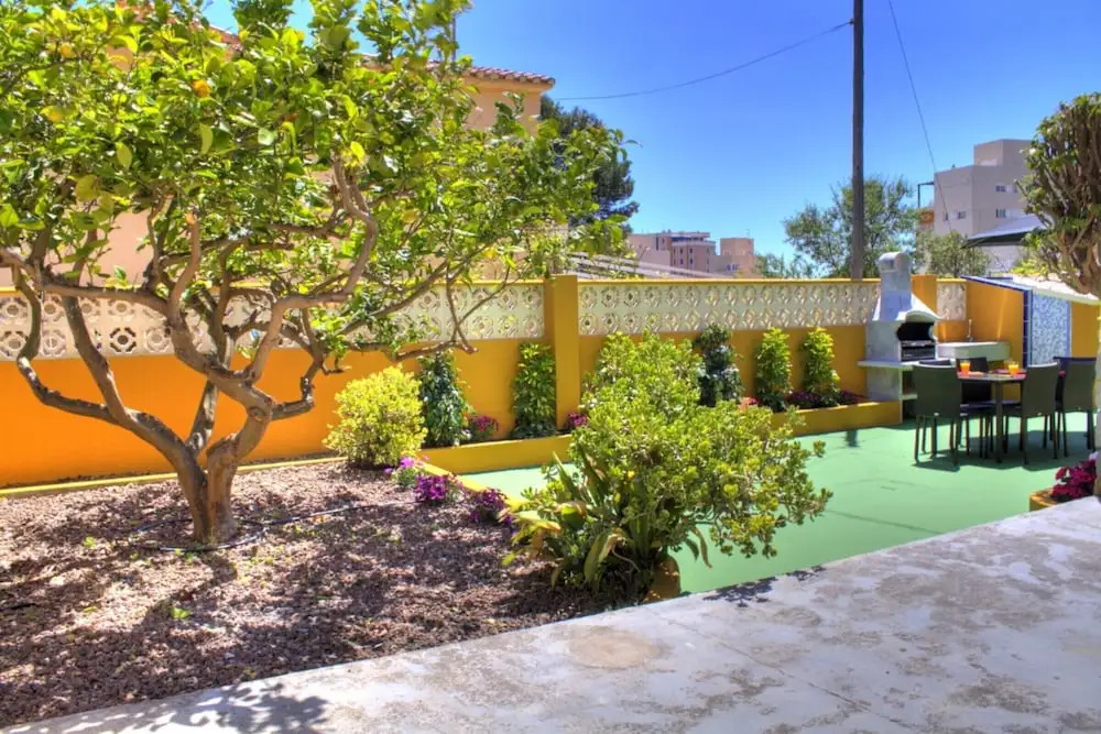 Villa - 2 Bedrooms with Pool and WiFi - 104987