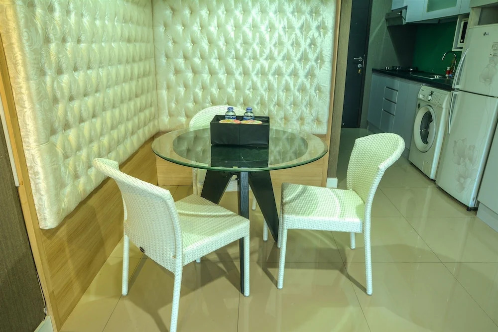 1 Bedroom Tamansari Semanggi By Travelio