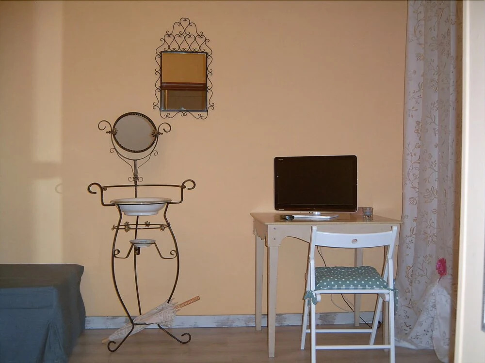 B&B Sabrina Home