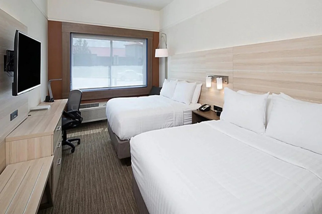 Holiday Inn Express & Suites Michigan City by IHG