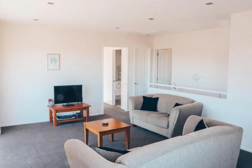 16 Glyn Wye Lane