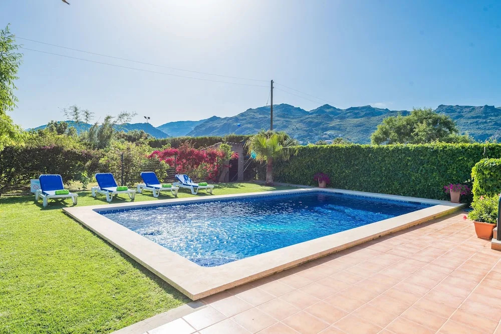 Villa La Sort by Villa Plus