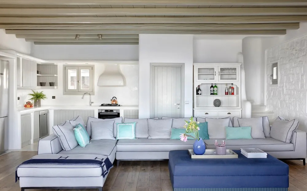 Magnolia in Mykonos With 4 Bedrooms and 4 5 Bathrooms