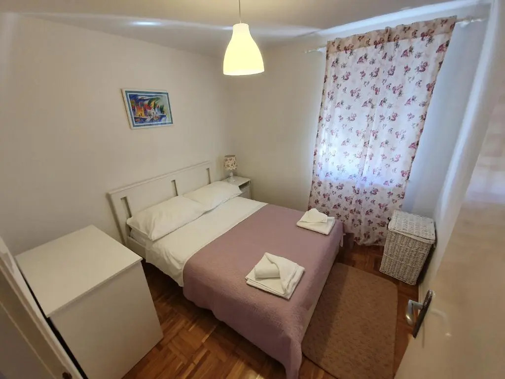 Rustic House Diklo 20m from the sea